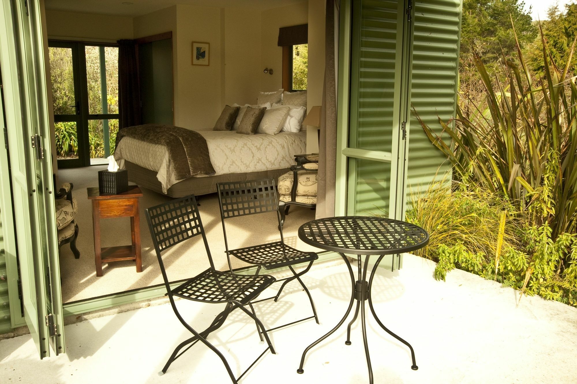 Whakaipo Lodge Taupo Exterior photo
