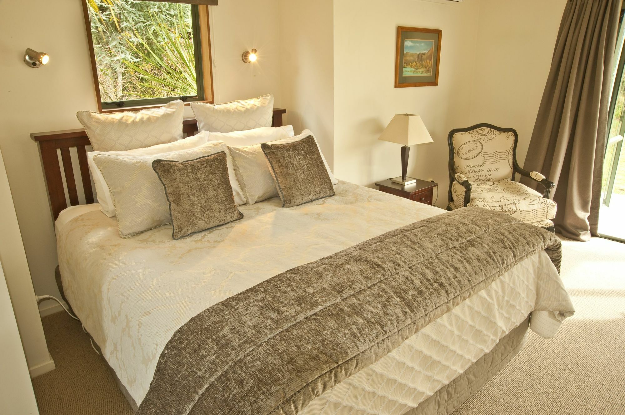 Whakaipo Lodge Taupo Exterior photo